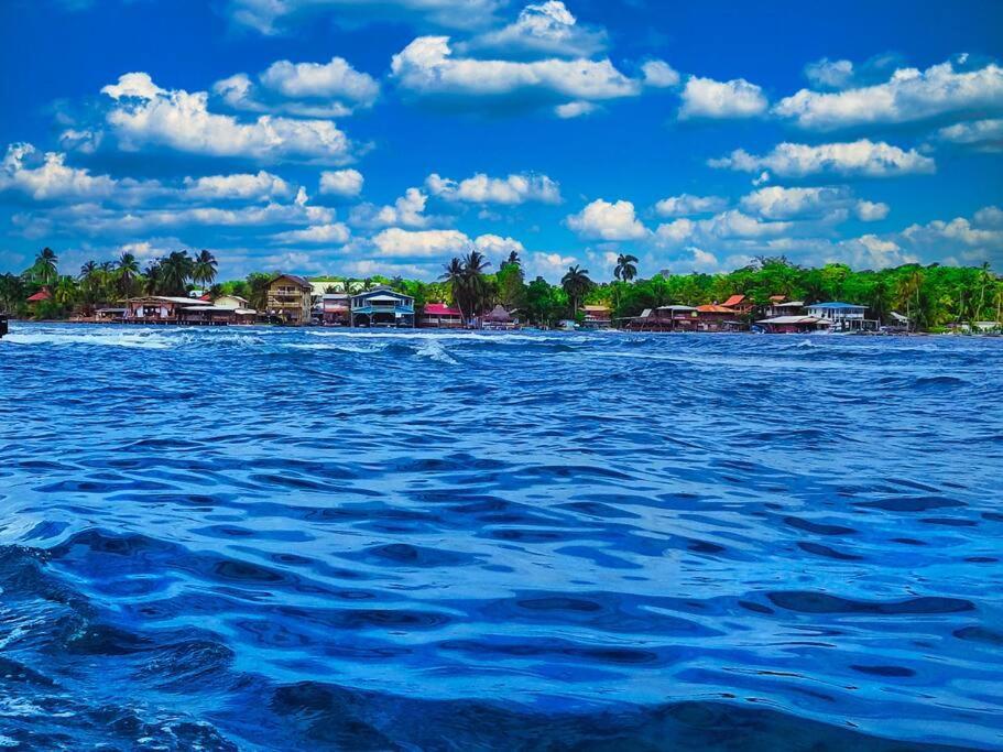 Poetry Garden Bocas Town Colon Island Villa Buitenkant foto