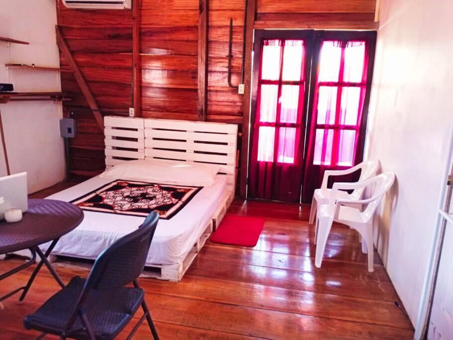 Poetry Garden Bocas Town Colon Island Villa Buitenkant foto