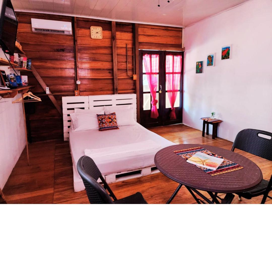 Poetry Garden Bocas Town Colon Island Villa Buitenkant foto